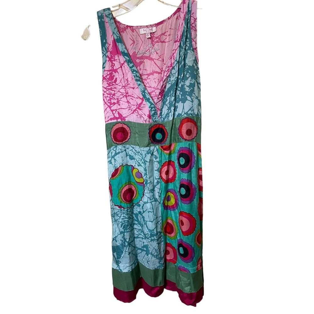 Luv 2 Luv Dress V-neck Sleeveless Colorful Print Size Small